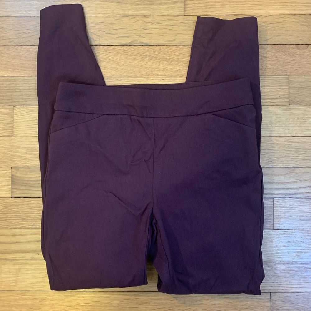 WHBM size 4 pull on dress pants plum